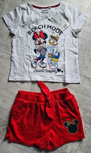 Ensemble été minnie neuf 8 ans