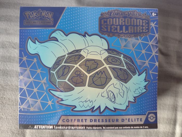 ETB cartes Pokémon Couronne Stellaire EV7 coffret boosters