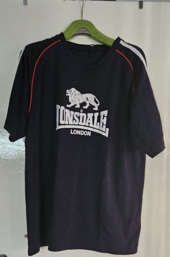 t-shirt noir, rouge et blanc lonsdale homme