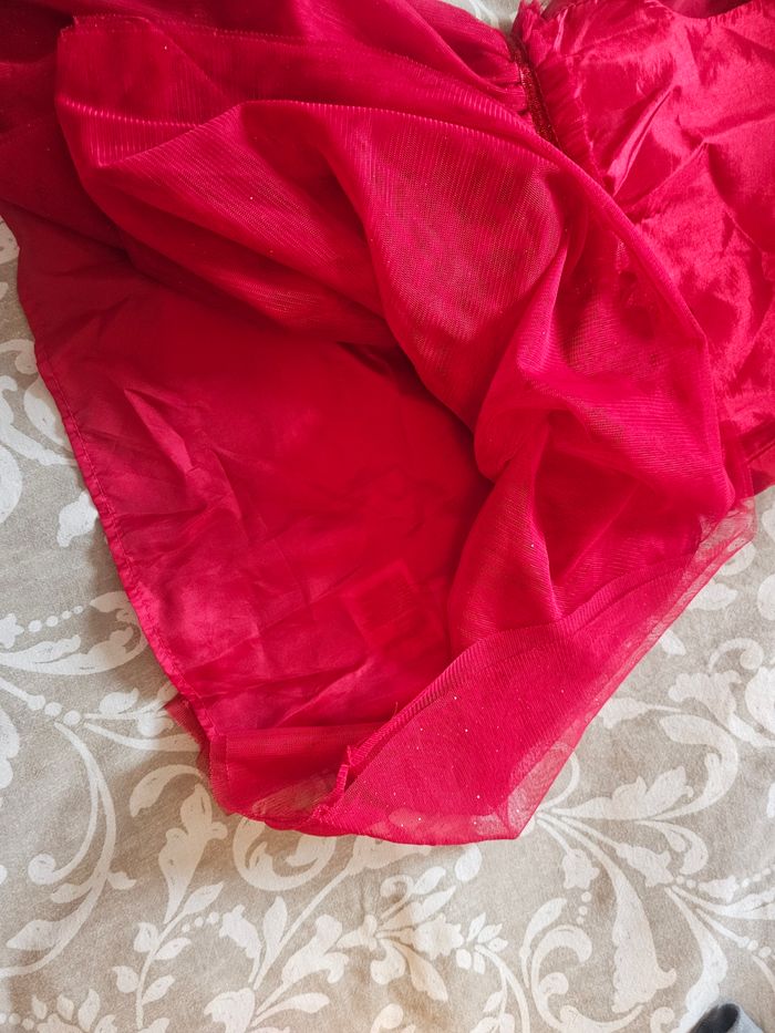 Robe rouge - photo numéro 3