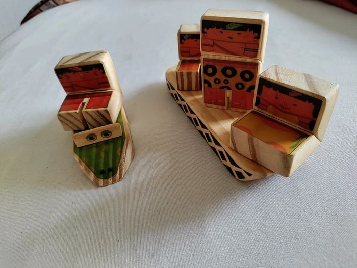 Jeu en bois pirogue et indiens