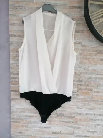 Body/ haut gemo taille M #Vêtements_femmes_krocaro