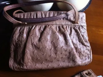 Sac à main en cuir d'autruche