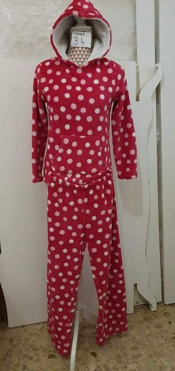 Pyjama, épais au touché tout doux, rose à pois rose plus clair et blanc, en polyester, en très très