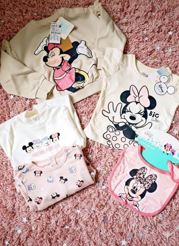 Lot Minnie : de 6 à 18 mois, idéal pour un cadeau 🎁