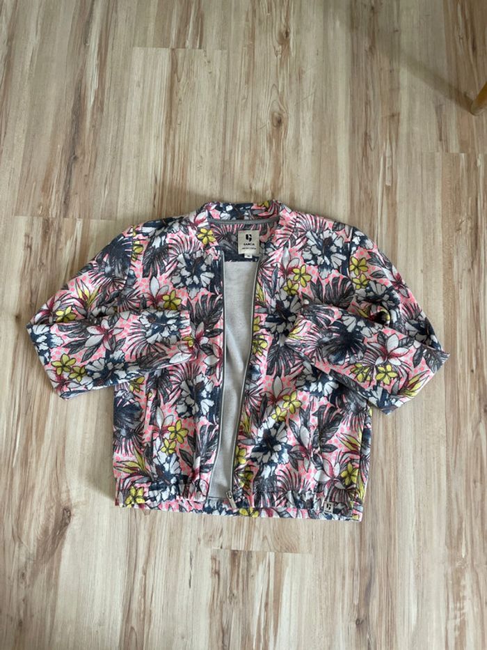 Gilet à fermeture