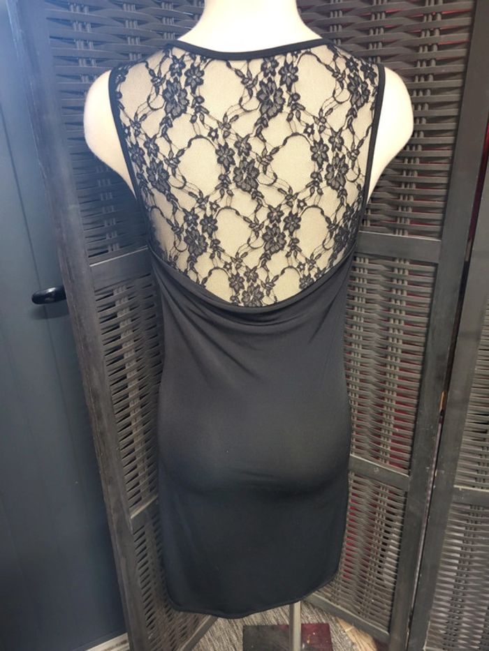 Robe dos en dentelle 36/38 - photo numéro 3