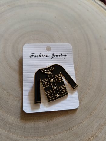 Broche