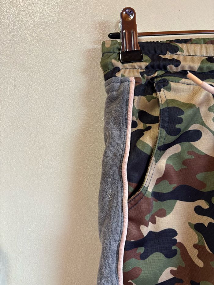 Short fille taille 116 - photo numéro 2