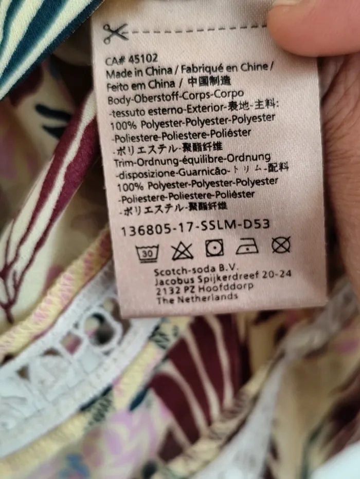 Belle blouse d'été large Scotch & Soda modèle "Au cœur de Paris" - photo numéro 9