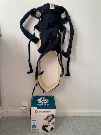 Porte bébé + manteau imperméable