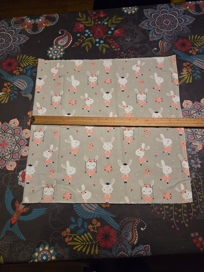 Tissus couture motif lapin danseur - photo numéro 3