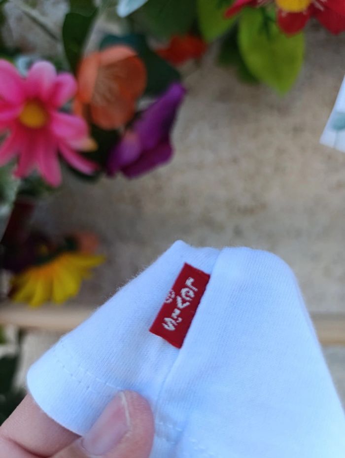 T-shirt 9mois Levi's - photo numéro 4
