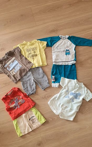 Lot 4 ensembles été. 3mois