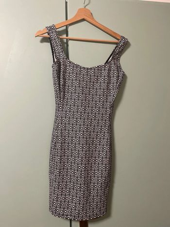 Robe motif triangle bershka