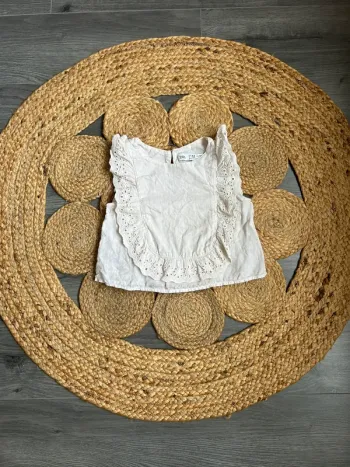 Petit top en lin Zara