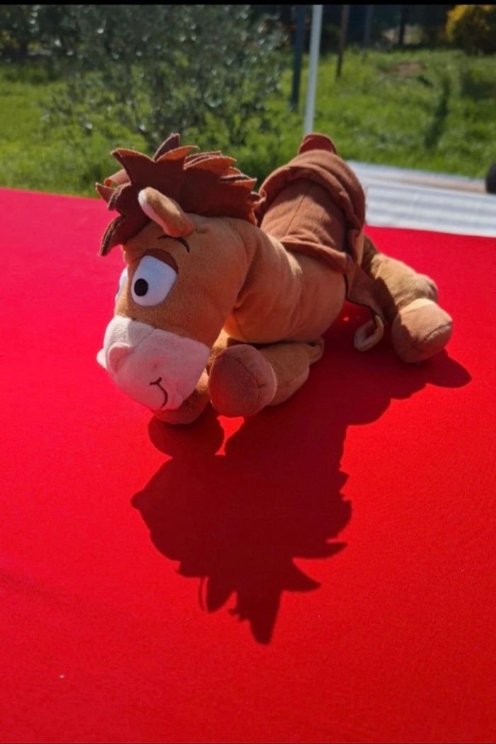 Peluche pile poile disneyland paris toy story