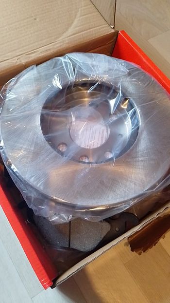 Plaquettes et disques de frein