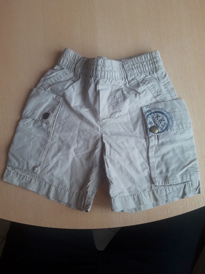 Short 6 mois