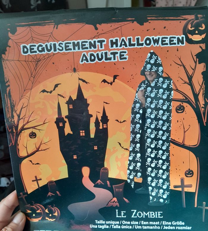 Déguisement cape de zombie adultes avec capuche - photo numéro 3