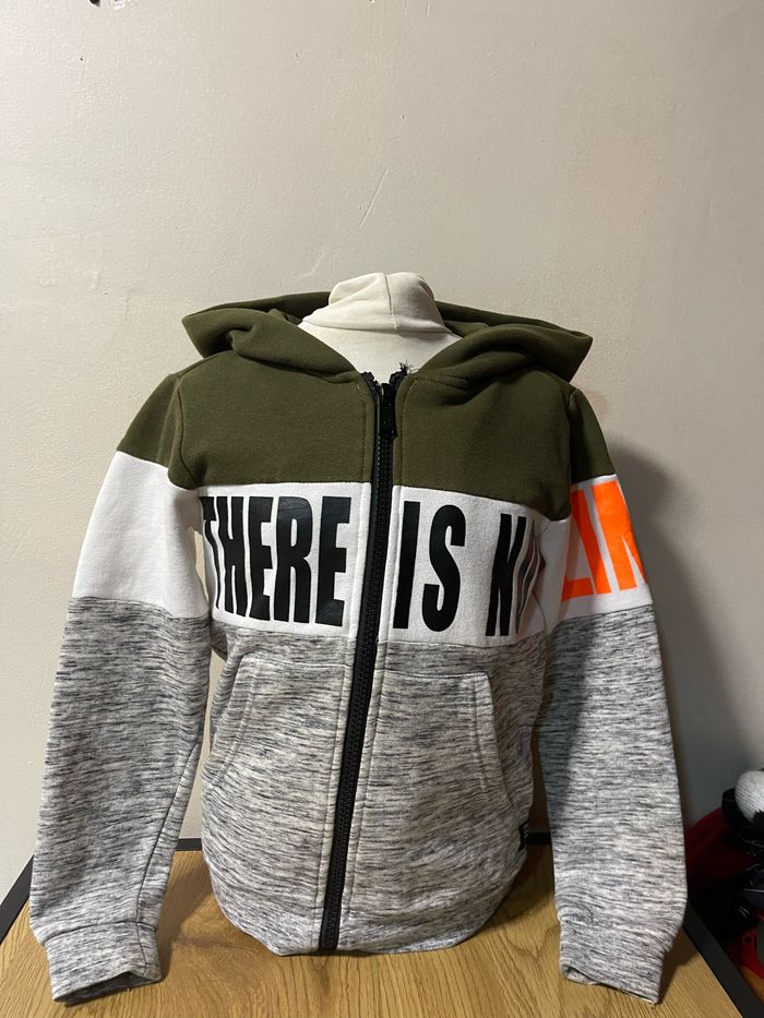 Gilet garçon taille 134/140