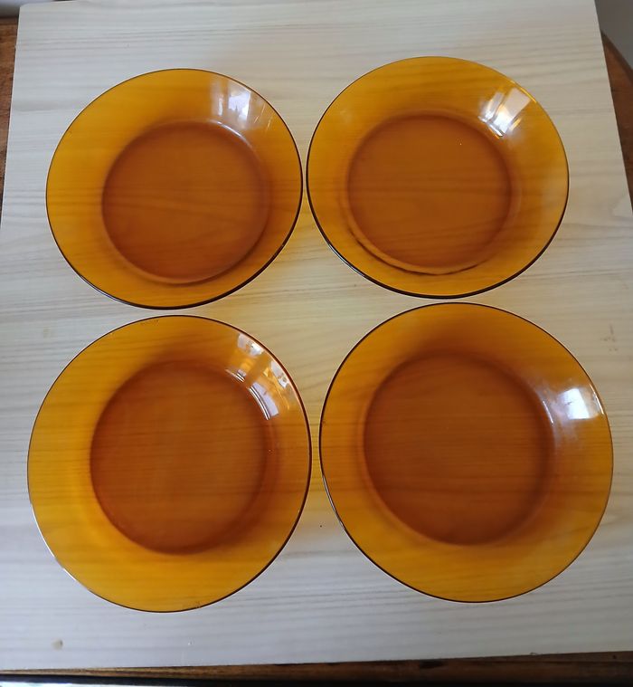 4 assiettes creuses