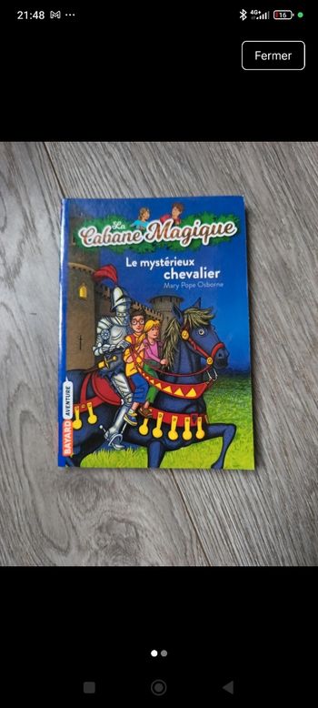 Livre cabane magique " le mystérieux chevalier"