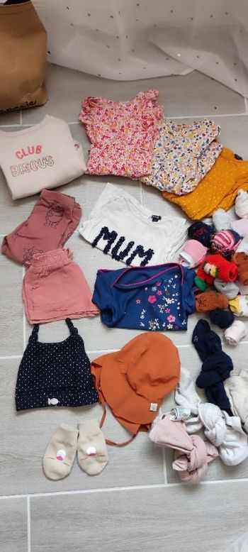 Lot vêtements fille 18 mois