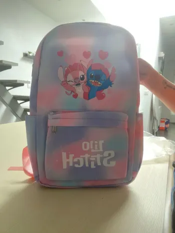 Sac à dos rentrée scolaire neuf avzc trousse et et petit sac
