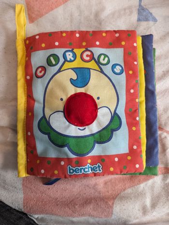 Livre en tissus bébé ☺️