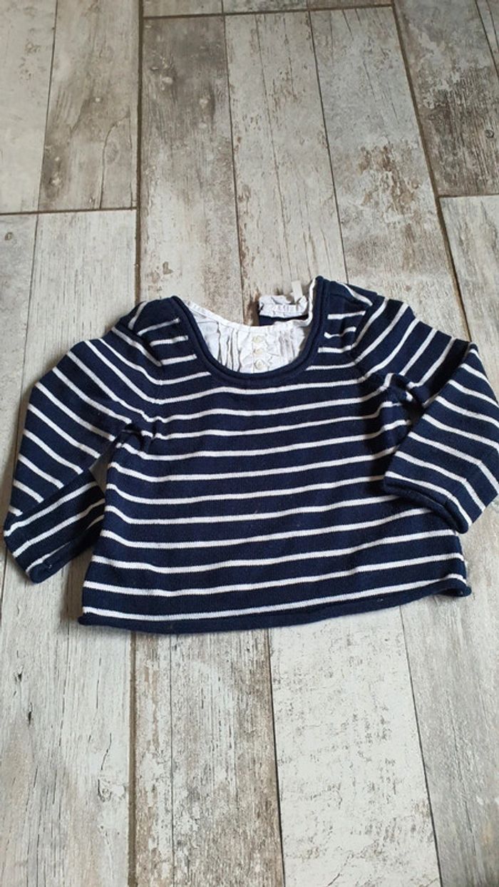 Pull orchestra 18 mois en très bon état