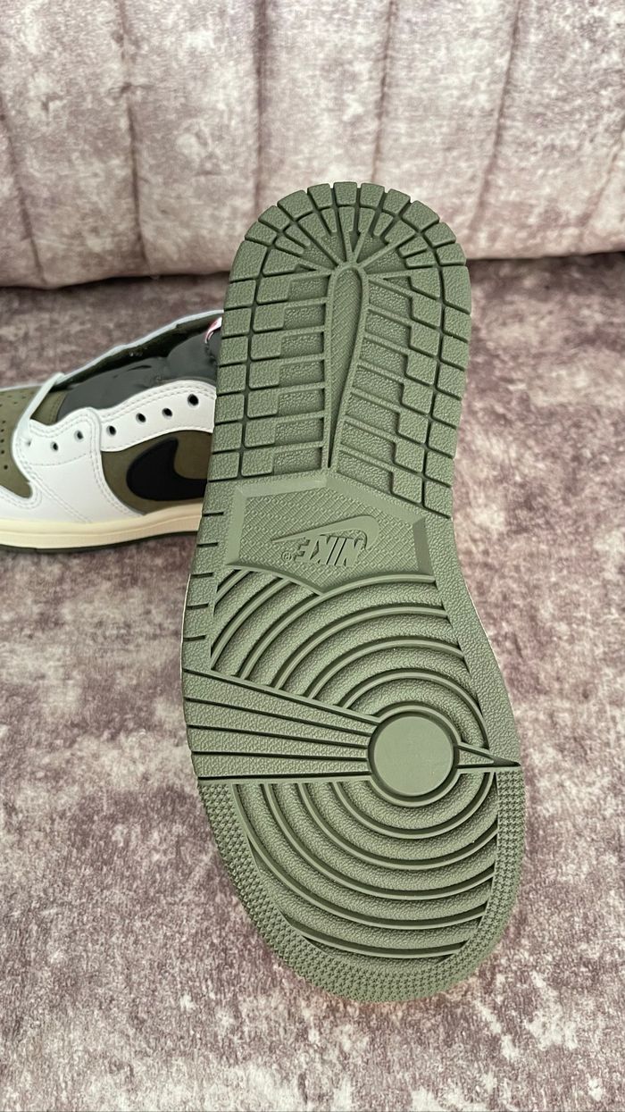 Nike Air Jordan 1 Travis Scott Médium Olive - photo numéro 5