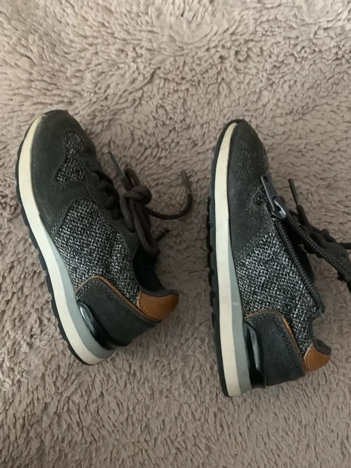 Baskets grises TAO t25 - photo numéro 5