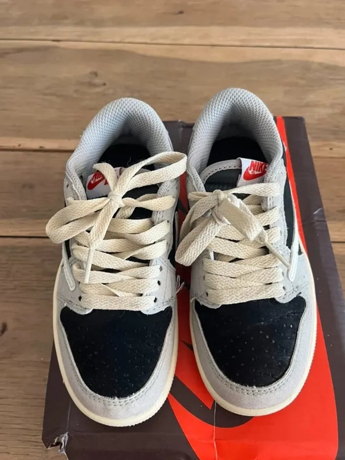 Travis Scott X Air Jordan 1 Rétro Low Black Phantom - photo numéro 2