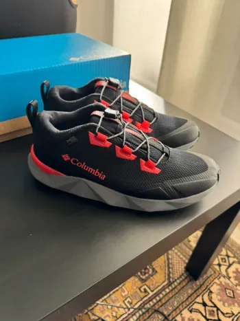 Columbia Centennial Trail Outdry taille 40 noir rouge corail