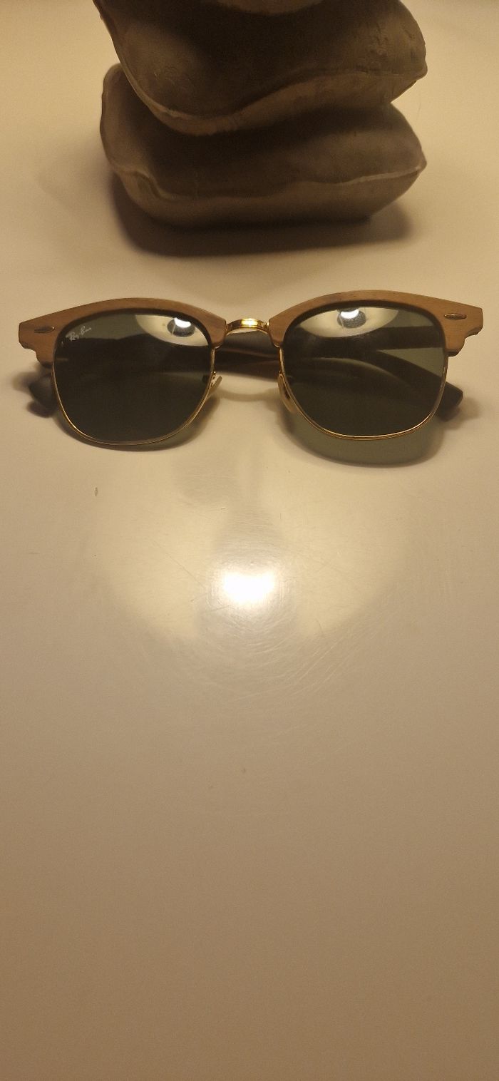 Ray ban