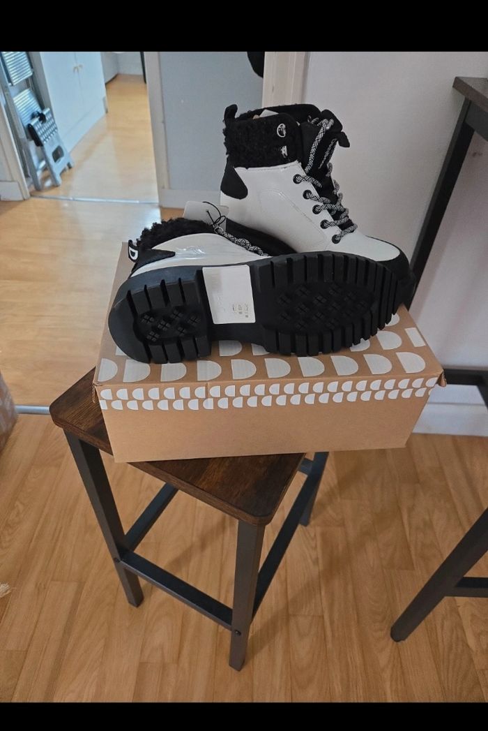 Boots desigual pointure 37 - photo numéro 4