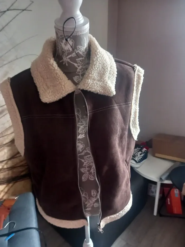 Veste sans manches - photo numéro 3