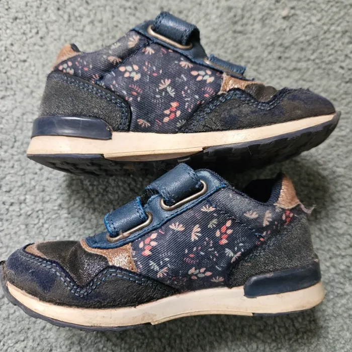 Baskets en cuir Taille 24 - photo numéro 2