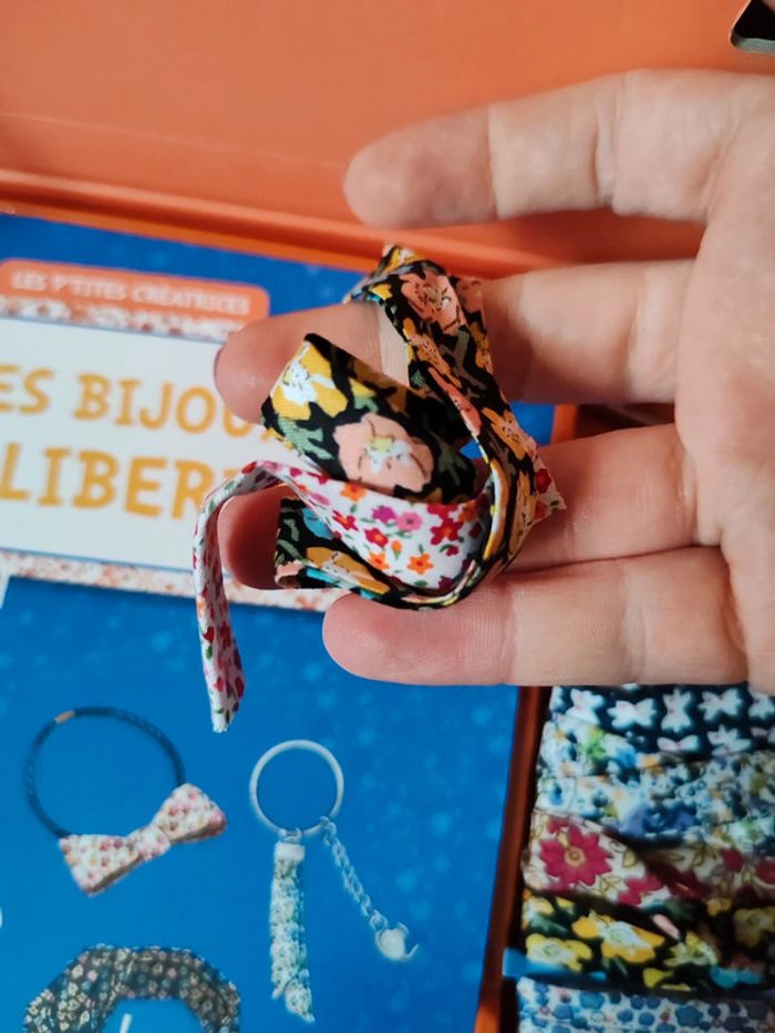 Coffret mes bijoux en liberty - auzou - photo numéro 6