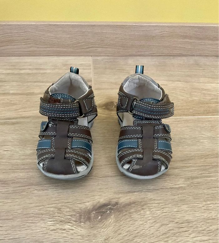 Chaussures sandale 12 mois
