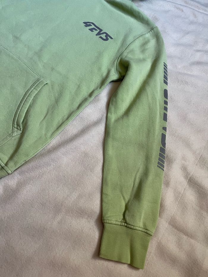 Pull à capuche 12 ans - photo numéro 4