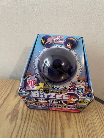 Hamster Ball Bitzee