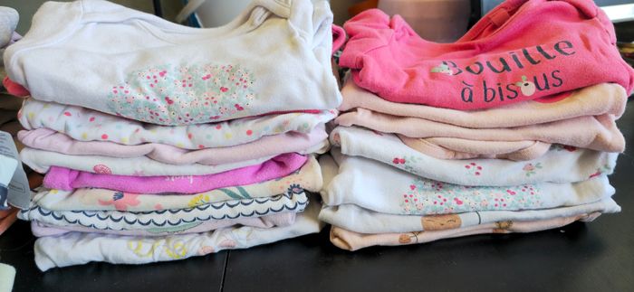 Lot vêtements fille 12Mois - photo numéro 3