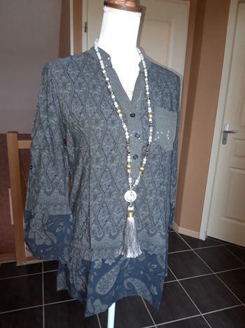 Chemise grise poche sequins
