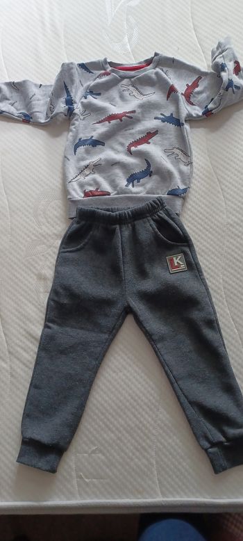 Ensemble garçon T 2 ans