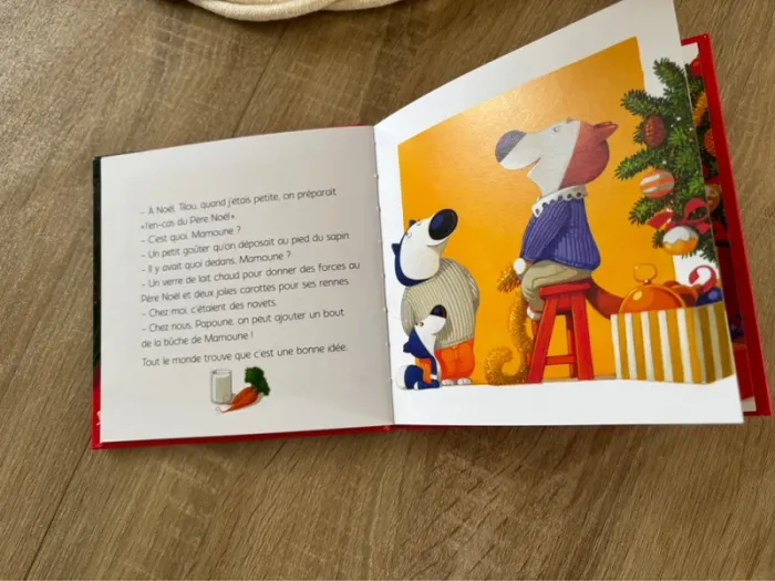 Titou bleu attend le père noel - photo numéro 2