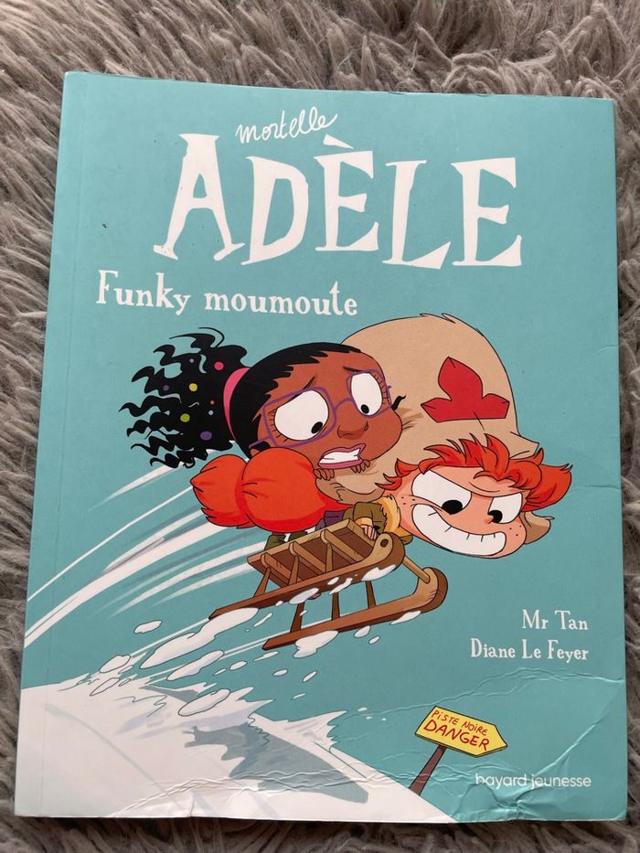 Lot de 3 livres Mortelle Adèle (7, 15 et 17) - photo numéro 4