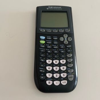 Calculatrice TI 82  Atvanced