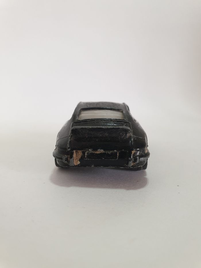 Corgi Porsche 911 Carrera Shell 1/64 Made in Great Britain 🇬🇧 - photo numéro 6